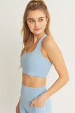 HALTER BACK DETAIL SPORTS BRA