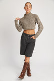 CONTRASTED TURTLE NECK CROP TOP